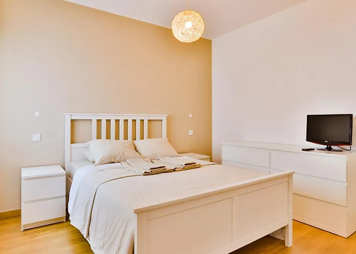 Apartman T2 Novo E Espacoso Em