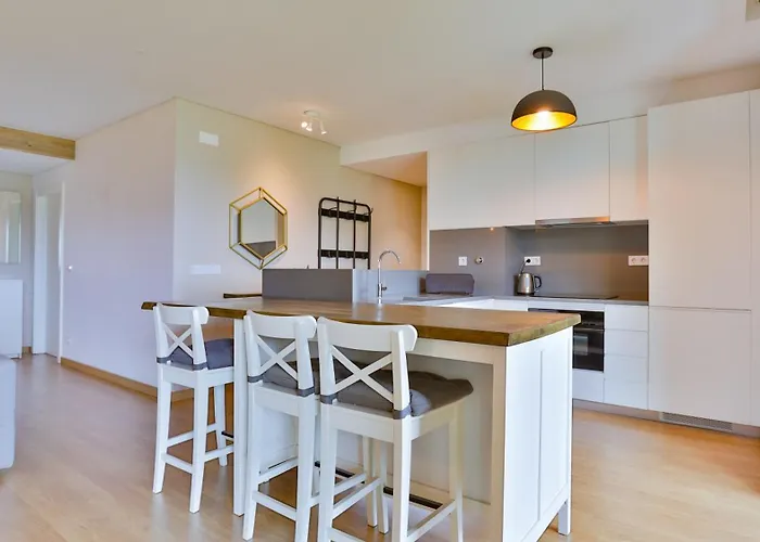 Apartman T2 Novo E Espacoso Em *