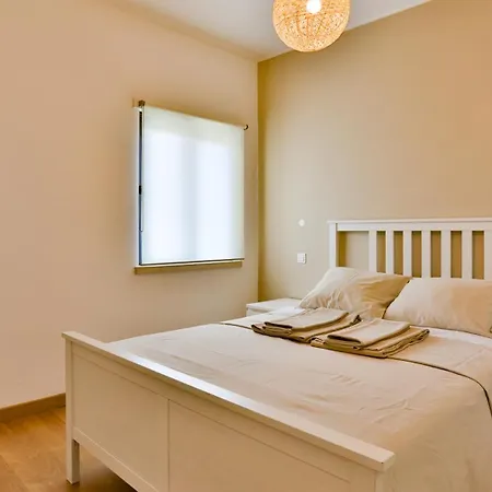 T2 Novo E Espacoso Em 公寓