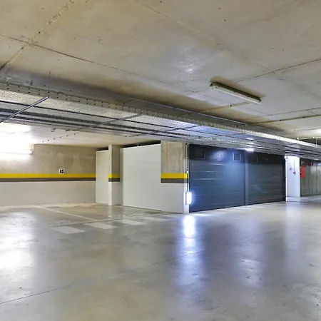 Apartamento T2 Novo E Espacoso Em Vilamoura